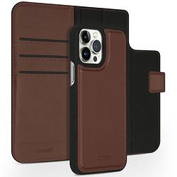 Foto van Accezz premium leather 2 in 1 wallet book case voor apple iphone 13 pro max telefoonhoesje bruin