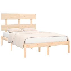 Foto van Vidaxl bedframe massief hout 120x190 cm 4ft small double