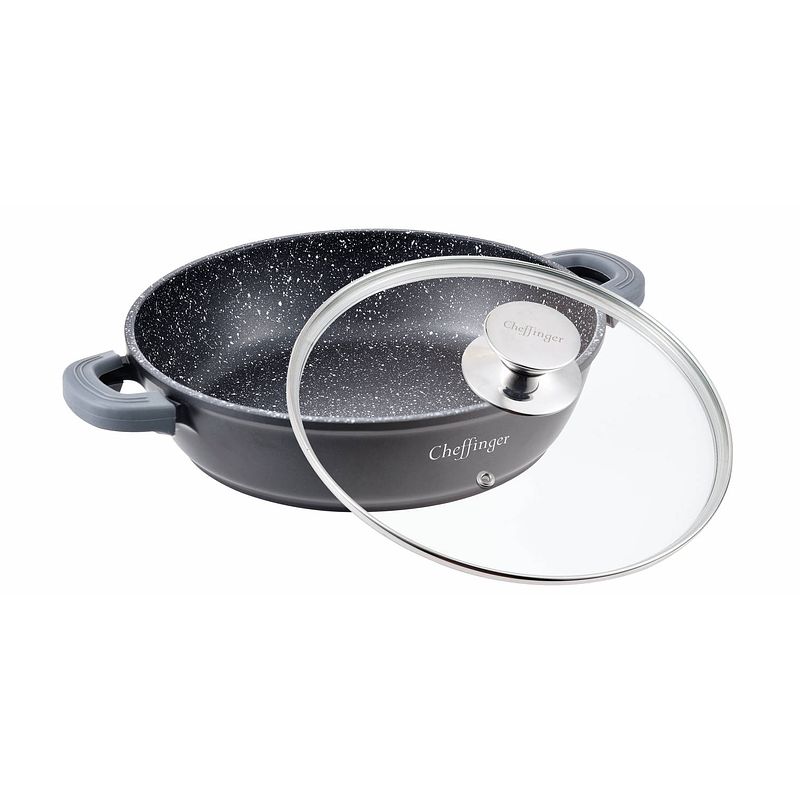 Foto van Cheffinger lage braadpan met deksel - 24cm - zwart - inductie