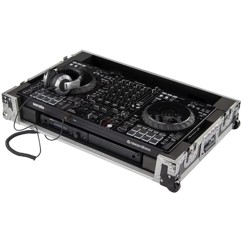 Foto van Odyssey fzddjflx10cw 1u flightcase met wieltjes voor pioneer ddj-flx10