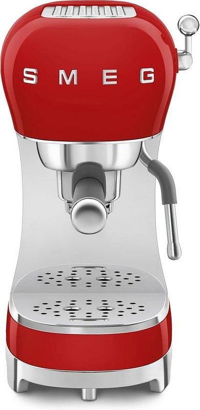 Foto van Smeg ecf02rdeu koffiezetapparaat handmatig espressomachine 1,1 l