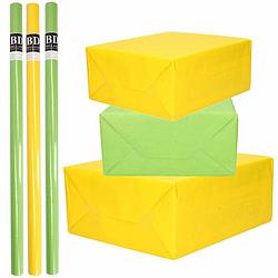 Foto van 6x rollen kraft inpakpapier pakket geel/groen lente/pasen 200 x 70 cm - cadeaupapier