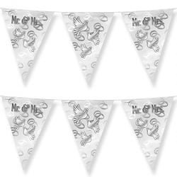 Foto van 3x stuks paperdreams vlaggenlijn - mr. & mrs huwelijks feest/party - zilver/wit - 10m - vlaggenlijnen