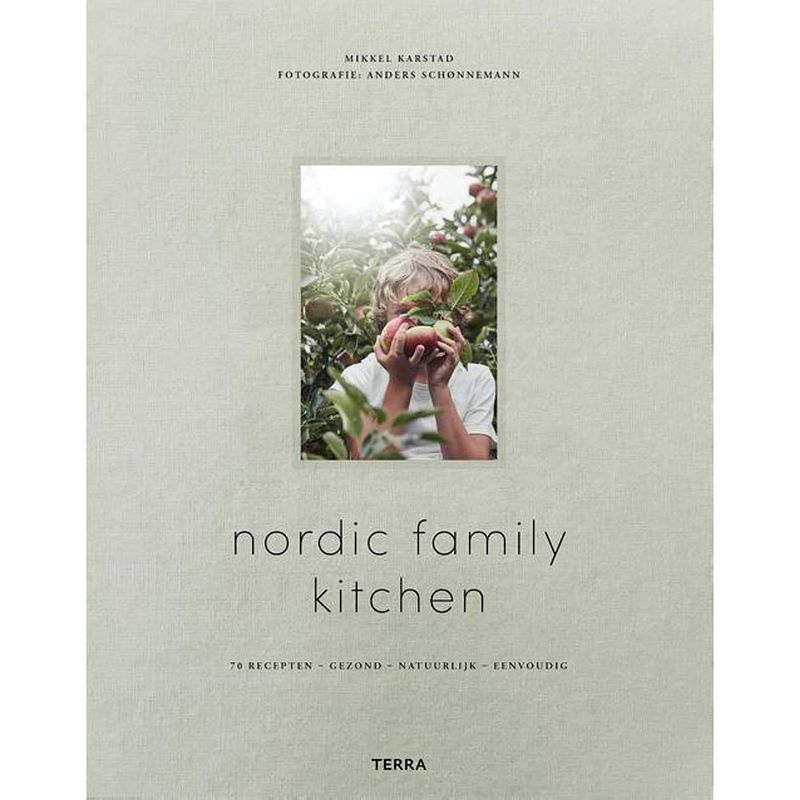 Foto van Nordic family kitchen