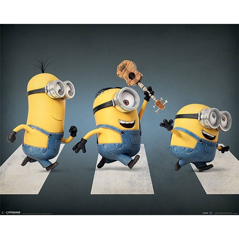 Foto van Pyramid minions abbey road poster 50x40cm