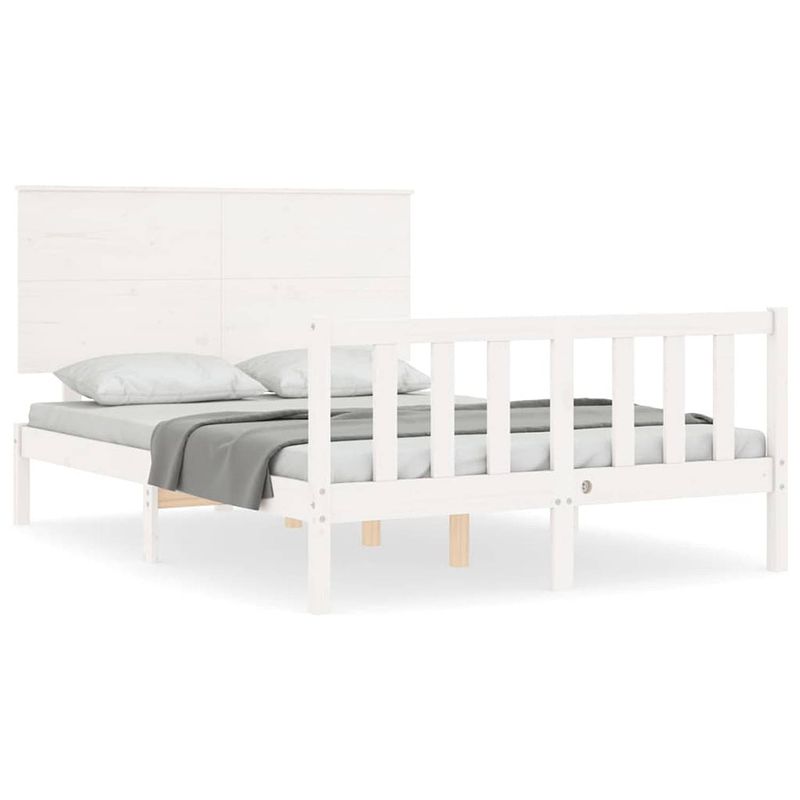 Foto van The living store bedframe - grenenhouten - wit - 205.5 x 145.5 x 82.5 cm - multiplex lattenbodem