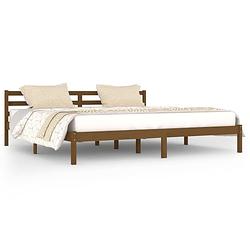 Foto van The living store houten bedframe - massief grenenhout - 205.5 x 205.5 x 69.5 cm - honingbruin