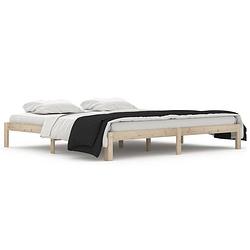 Foto van The living store houten bedframe - grenenhout - 203.5 x 203.5 cm - rustieke uitstraling