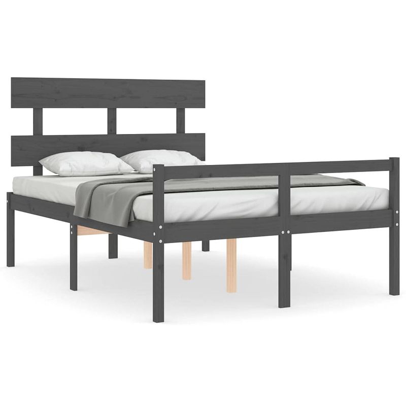 Foto van The living store massief grenenhouten bedframe - grijs - 195.5x140.5x81 cm - multiplex lattenbodem