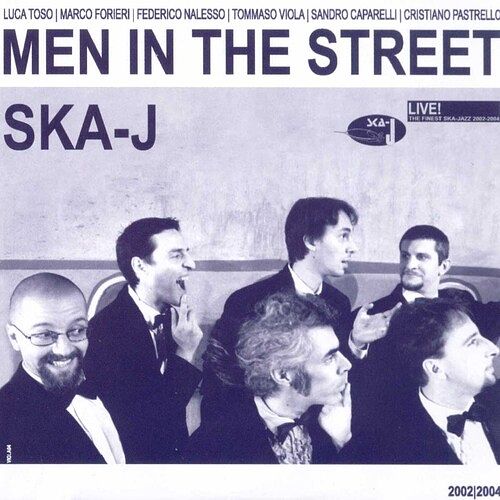 Foto van Men in the street - cd (4260037289670)