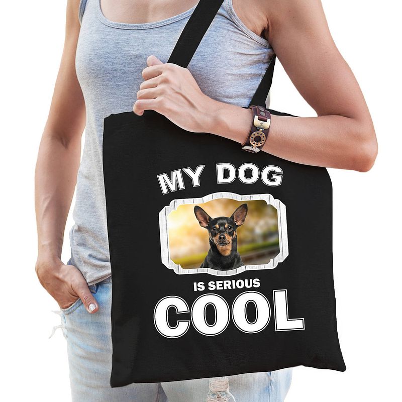 Foto van Katoenen tasje my dog is serious cool zwart - dwergpinscher honden cadeau tas - feest boodschappentassen