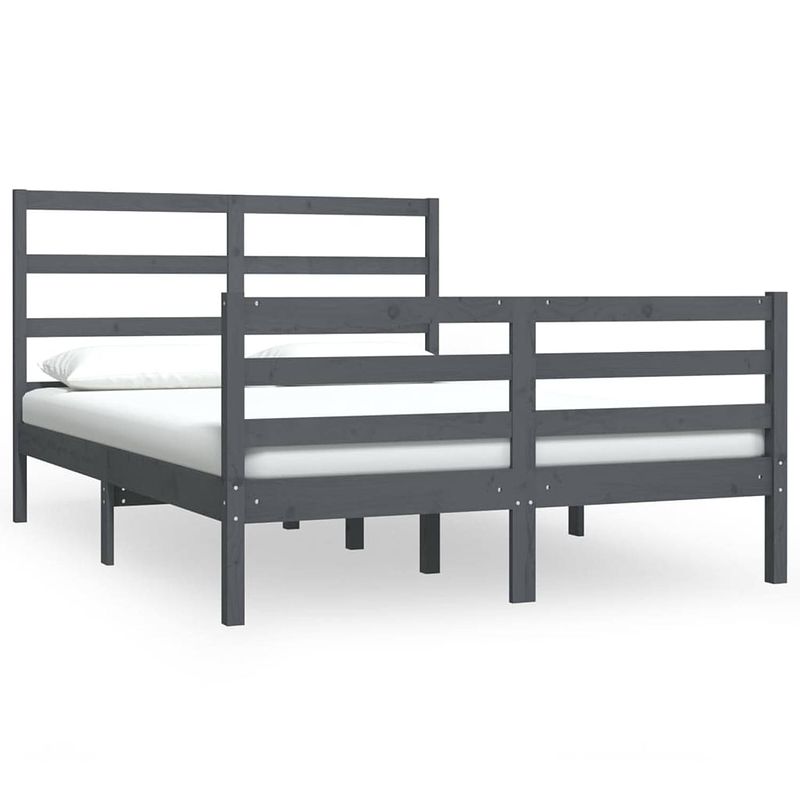 Foto van The living store bedframe s - houten bedframe - 195.5 x 145.5 x 100 cm - grijs - massief grenenhout