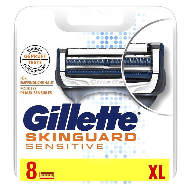 Foto van Gillette fusion skinguard sensitive 8 stuks - navulmesjes