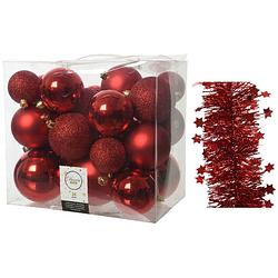 Foto van Kerstversiering kunststof kerstballen 6-8-10 cm met sterren folieslingers pakket rood van 28x stuks - kerstbal