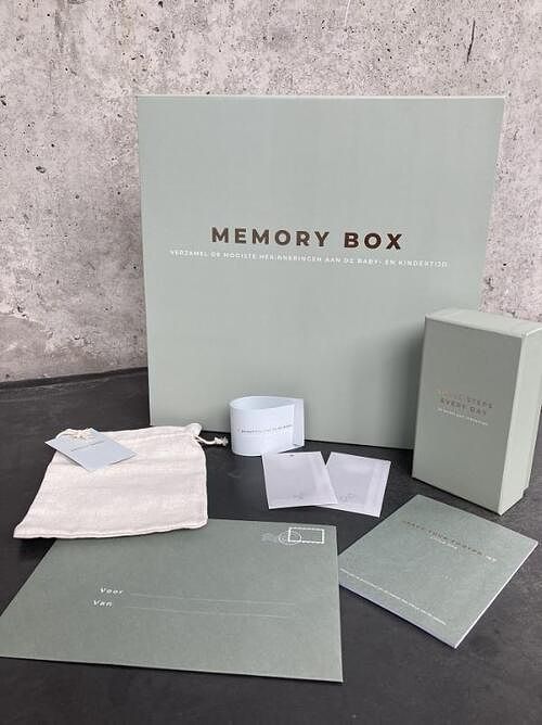 Foto van Memory box - mama baas - paperback (9789401476614)