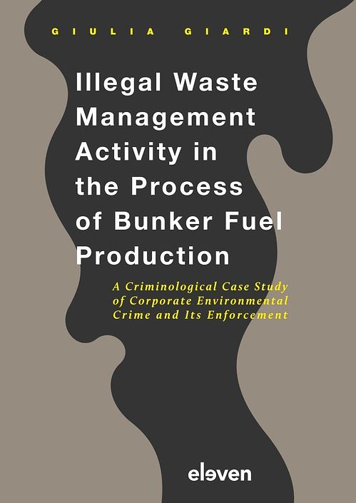 Foto van Illegal waste management activity in the process of bunker fuel production - giulia giardi - ebook