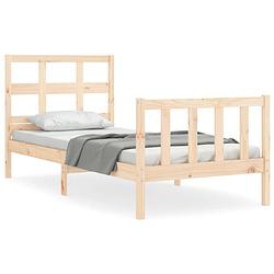 Foto van The living store massief grenenhouten bedframe - 205.5 x 95.5 x 100 cm - multiplex lattenbodem