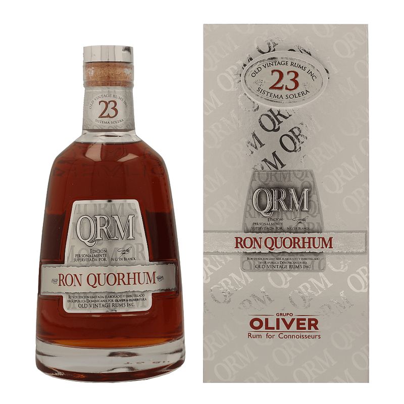 Foto van Quorhum 23 years 70cl rum + giftbox