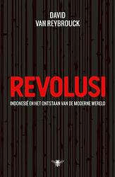 Foto van Revolusi - david van reybrouck - paperback (9789403104621)