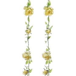 Foto van Louis maes kunstplant bloemenslinger rozen - 2x - geel/groen - 225 cm - kunstbloemen - kunstplanten
