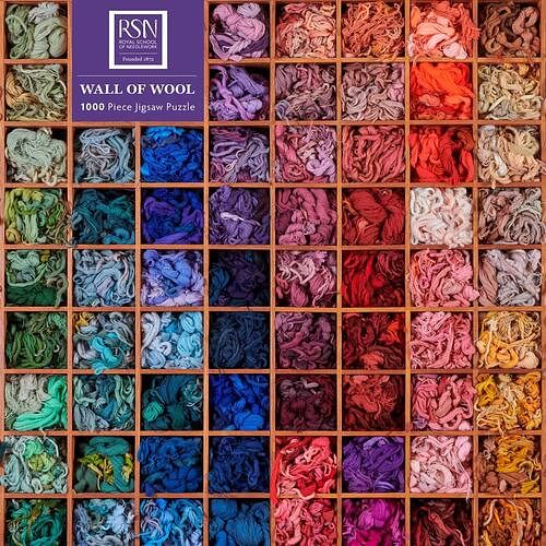 Foto van Adult jigsaw puzzle: royal school of needlework: wall of wool - puzzel;puzzel (9781804173169)