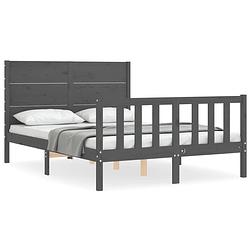 Foto van The living store massief grenenhouten bed - grijs - 195.5 x 125.5 x 100 cm - multiplex lattenbodem