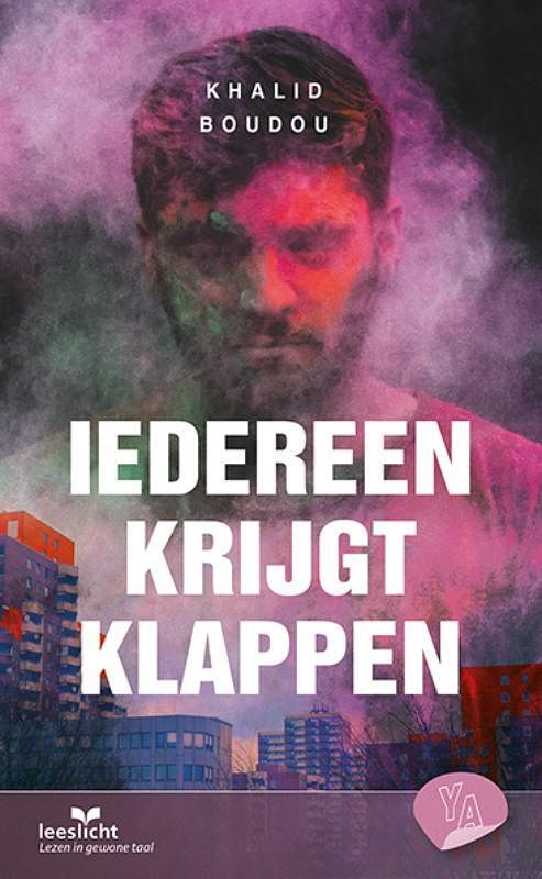 Foto van Iedereen krijgt klappen - khalid boudou - paperback (9789086965939)