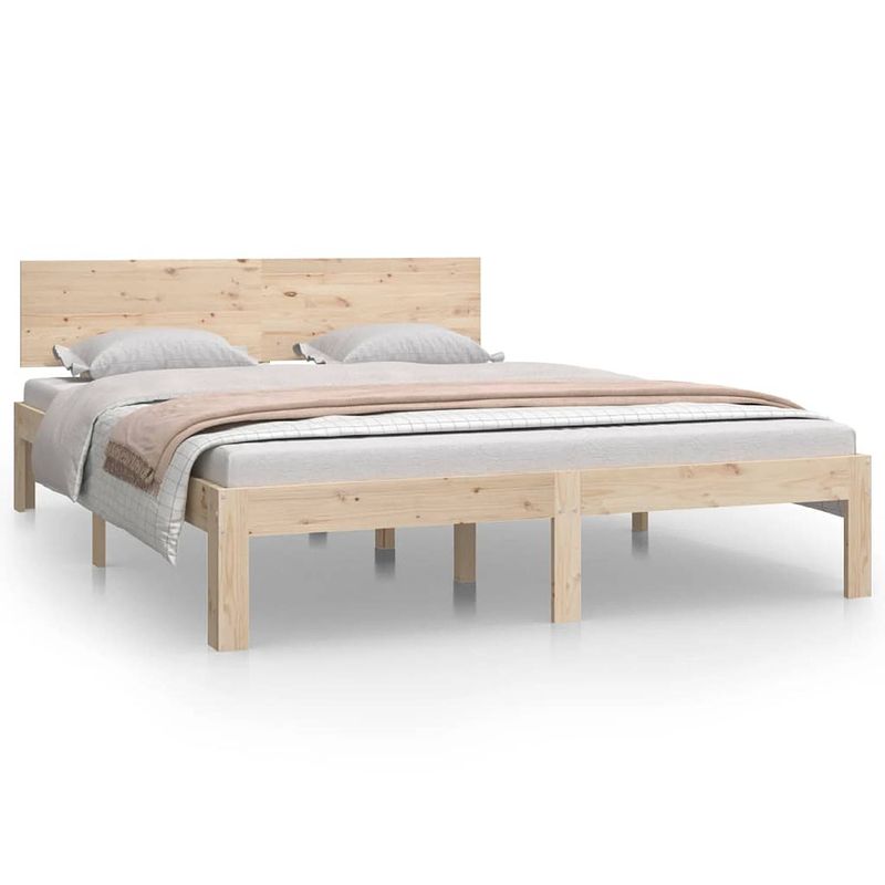 Foto van The living store houten bedframe - grenenhout - 205.5 x 143.5 x 69.5 cm - matras 140 x 200 cm - montage vereist