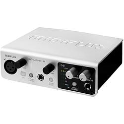 Foto van Midiplus studio s audio-interface