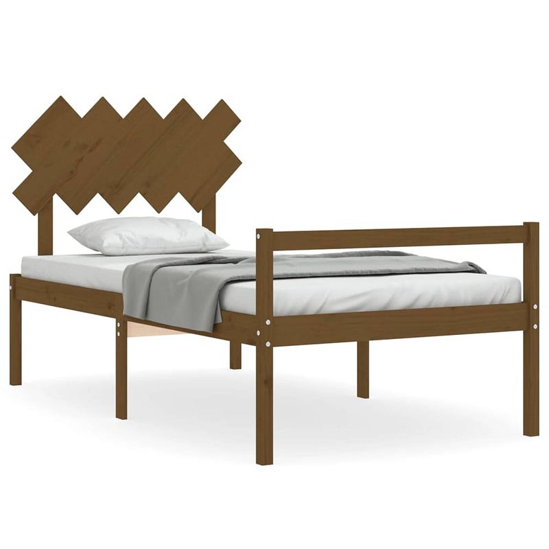 Foto van The living store bedframe grenenhout - massief - 105.5 x 205.5 cm - honingbruin