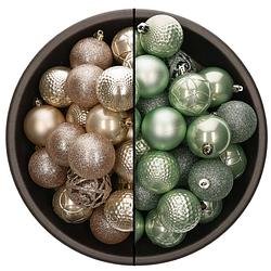 Foto van 74x stuks kunststof kerstballen mix van champagne en mintgroen 6 cm - kerstbal