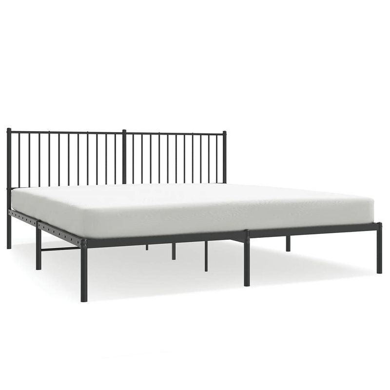 Foto van The living store bedframe classic - metalen constructie - metalen latten en poten - extra opbergruimte - comfortabele