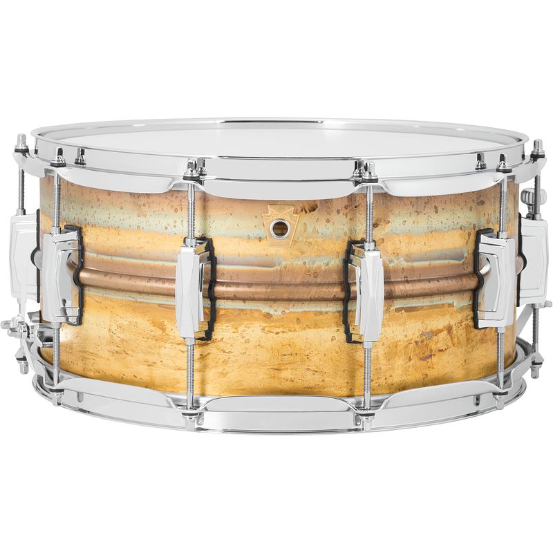 Foto van Ludwig lb464r raw brass phonic snaredrum 14 x 6.5 inch