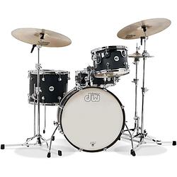 Foto van Dw drums design series frequent flyer satin black 4d. shellset