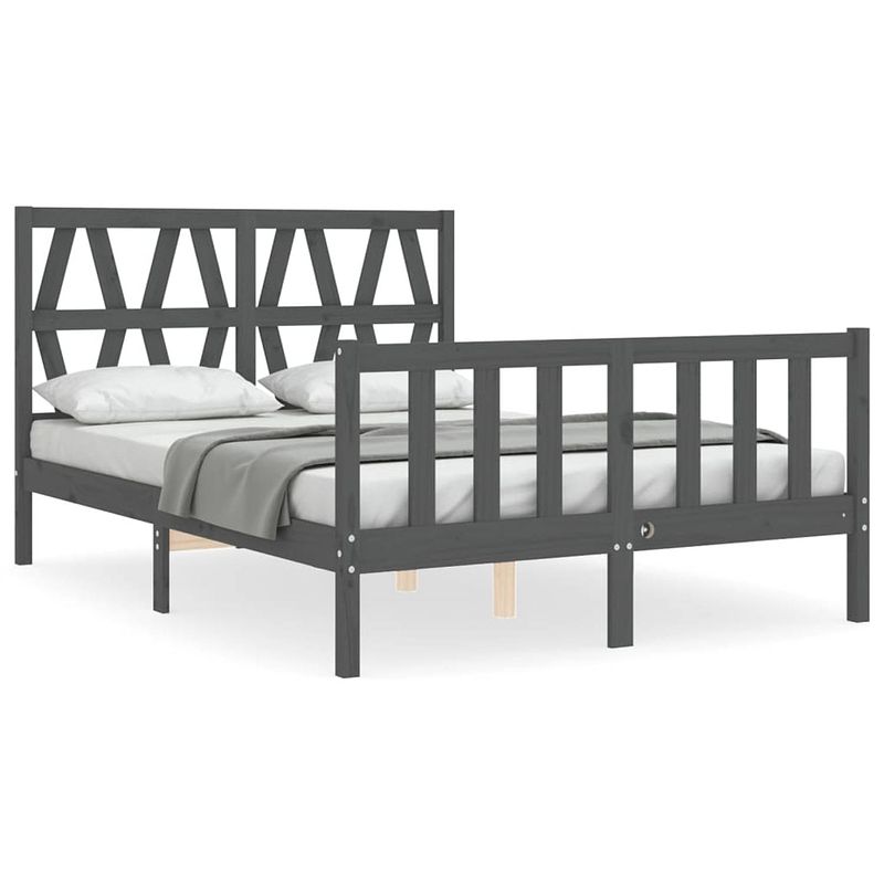 Foto van The living store bed frame - massief grenenhout - grijs - 205.5 x 125.5 x 100 cm - multiplex lattenbodem