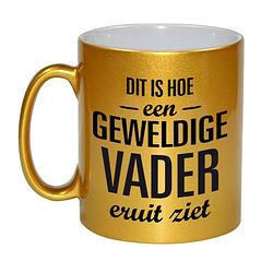 Foto van Gouden geweldige vader cadeau koffiemok / theebeker 330 ml - feest mokken