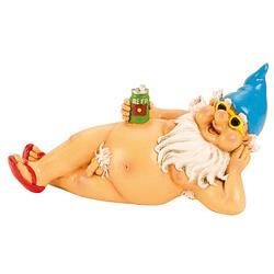 Foto van Tuinkabouter beeld happy nudist - polystone - naakt met pils liggend - 26 cm - tuinbeelden