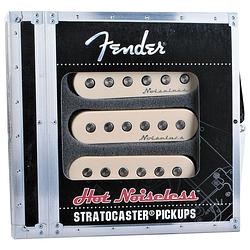 Foto van Fender hot noiseless stratocaster pickups aged white (set van 3)