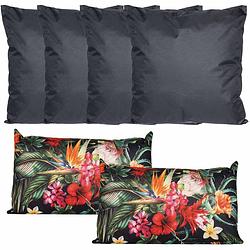 Foto van Bank/tuin kussens set - binnen/buiten - 6x stuks - zwart/tropical summer print - in 2 formaten - sierkussens