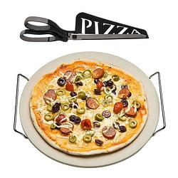 Foto van Keramische pizzasteen rond 33 cm met handvaten en zwarte pizzaschaar - pizzaplaten