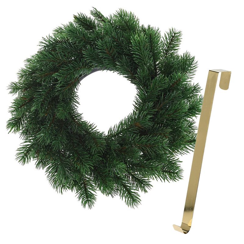 Foto van Kerstkrans 35 cm - groen - met gouden hanger/ophanghaak - kerstversiering - kerstkransen