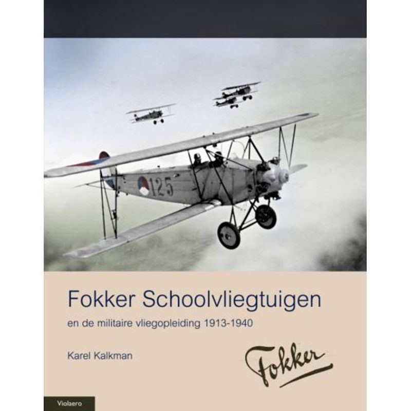 Foto van Fokker schoolvliegtuigen - militaire historie