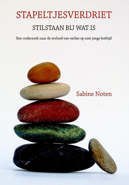 Foto van Stapeltjesverdriet - sabine noten - ebook (9789077179253)