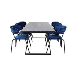 Foto van Estelleblbl eethoek eetkamertafel zwart, marmer en 6 arrow eetkamerstal velours blauw.