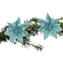 Foto van 2x stuks kerstboom decoratie bloemen ijsblauw glitter op clip 15 cm - kunstbloemen