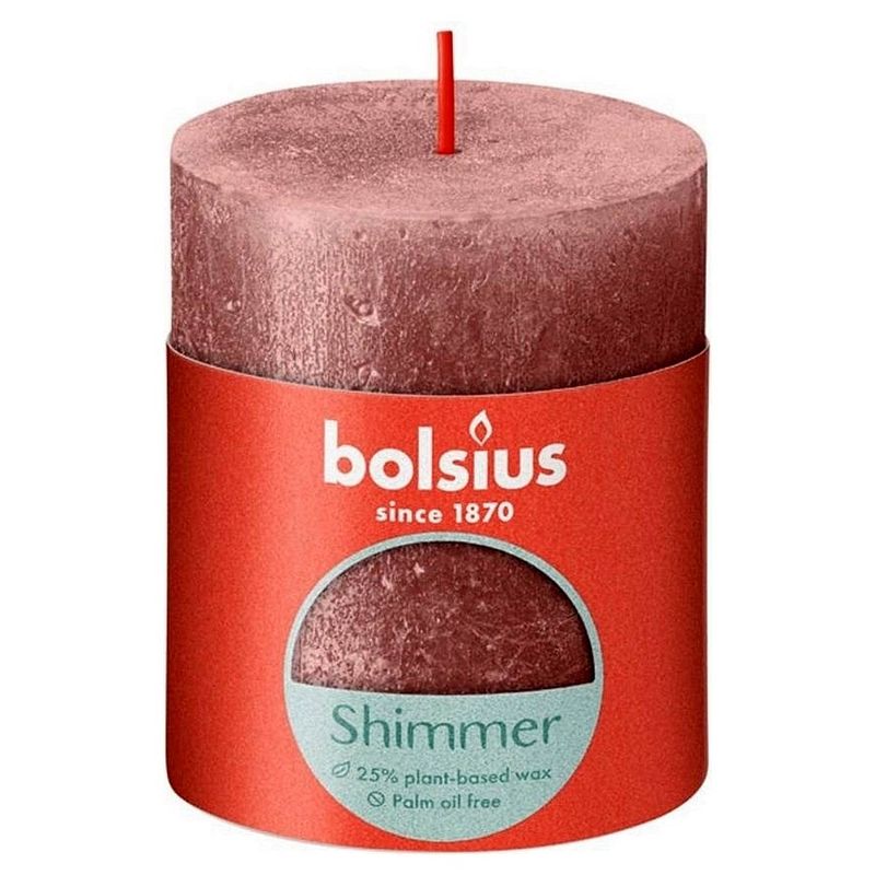 Foto van Bolsius stompkaars shimmer pink - ø68 mm - hoogte 8 cm - roze - 35 branduren