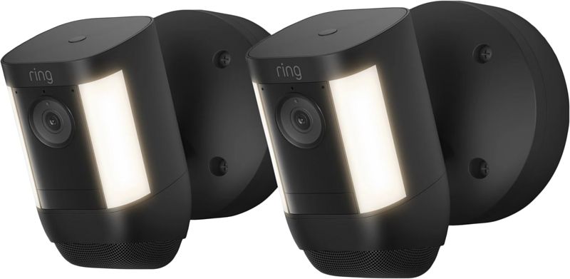 Foto van Ring spotlight cam pro - wired - zwart - 2-pack