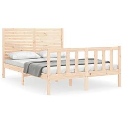 Foto van The living store massief grenenhouten bedframe - 195.5 x 125.5 x 100 cm - multiplex lattenbodem