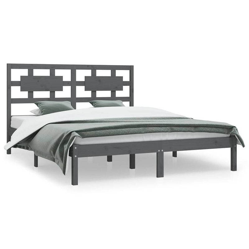 Foto van Vidaxl bedframe massief grenenhout grijs 150x200 cm 5ft king size