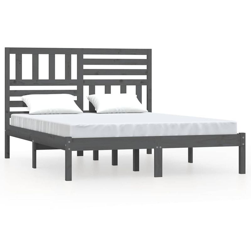 Foto van The living store houten bedframe - grijs - 195.5 x 141 x 100 cm - massief grenenhout